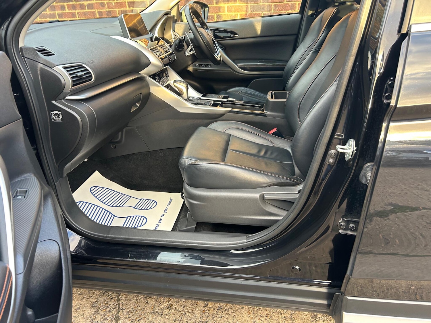 Used Mitsubishi Eclipse Cross for sale - 76993402: Photo 27