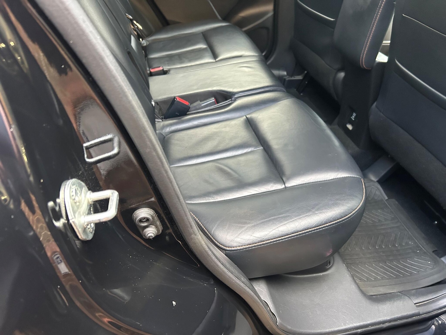 Used Mitsubishi Eclipse Cross for sale - 76993402: Photo 35