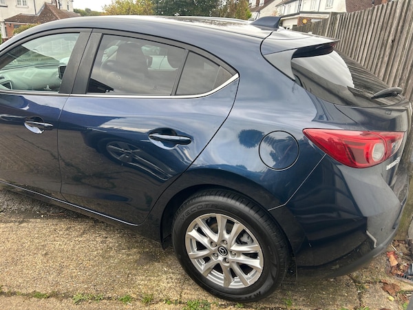 Used Mazda Mazda3 2015 for sale - 76294507: Photo 5
