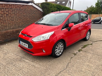 2016 (16) - 1.0T EcoBoost Zetec Euro 5 (s/s) 5dr