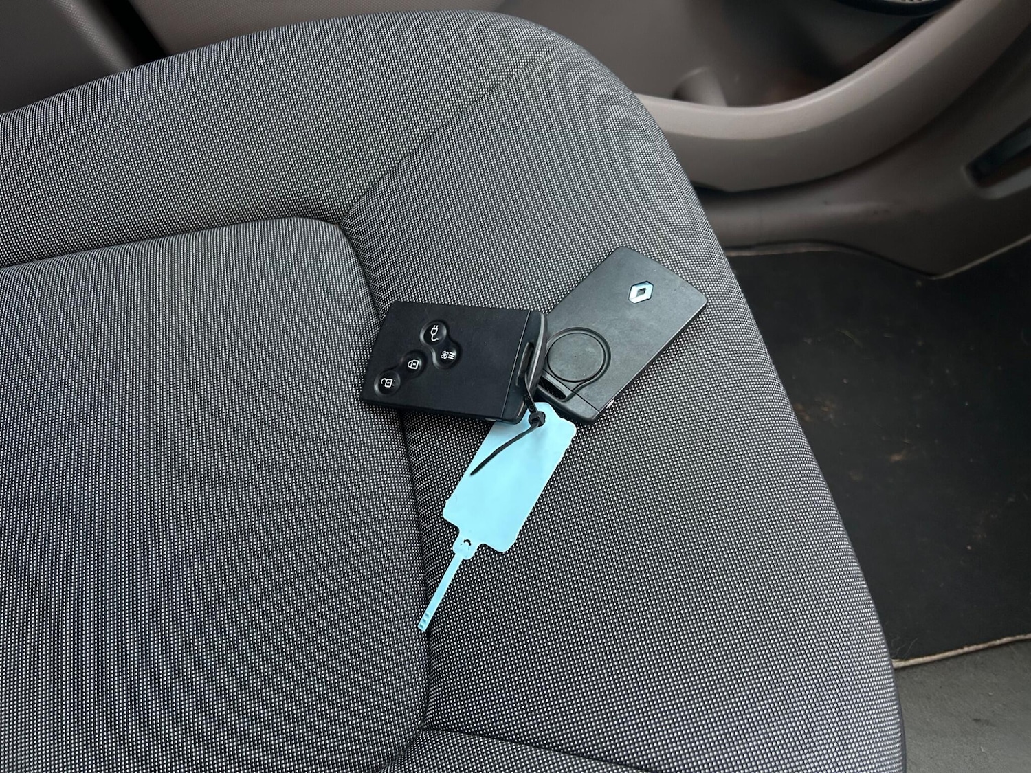 Used Renault Zoe for sale - 77155878: Photo 18