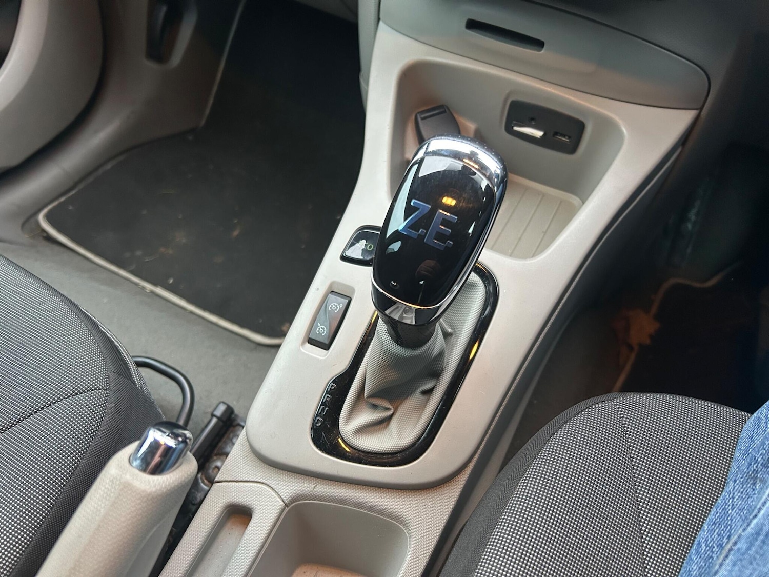 Used Renault Zoe for sale - 77155878: Photo 21