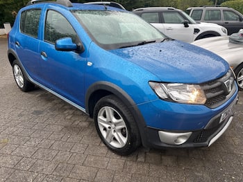 Used Dacia Sandero Stepway 2016 for sale - 79658099: Photo