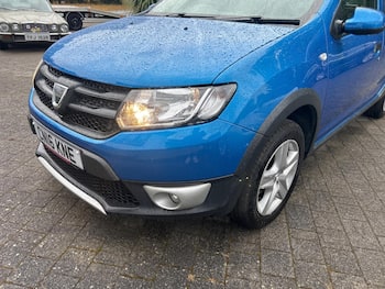 Used Dacia Sandero Stepway 2016 for sale - 79658099: Photo
