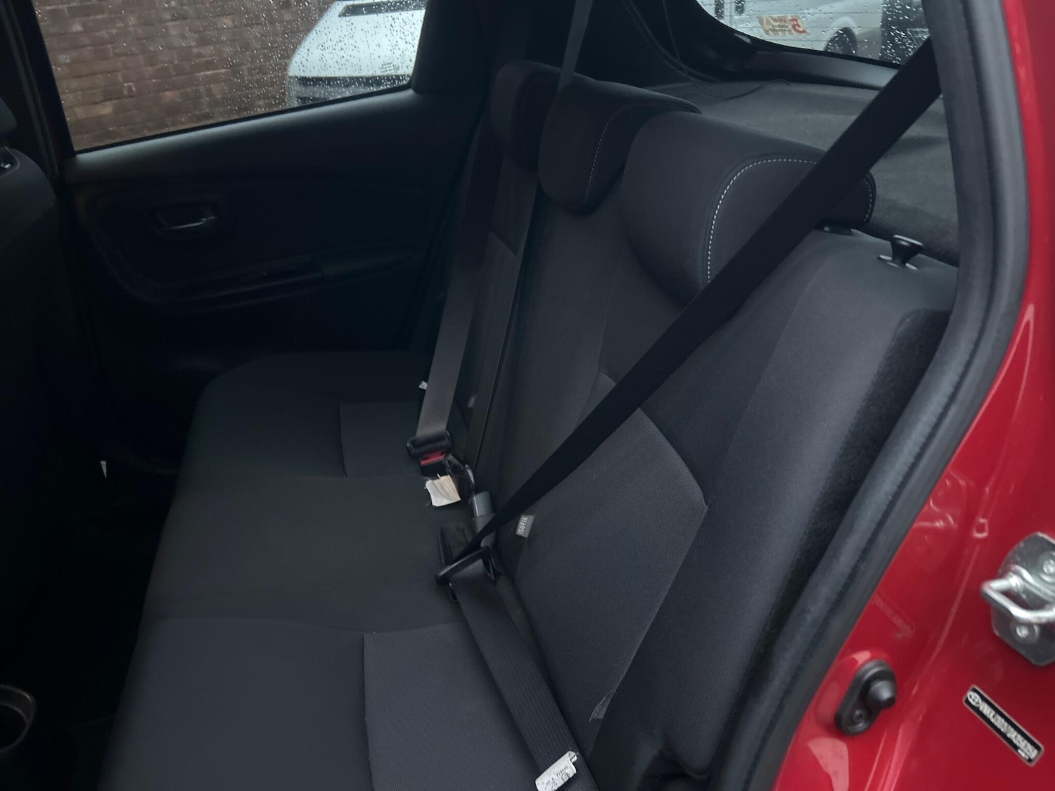 Used Toyota Yaris 2016 for sale - 76992226: Photo 20