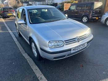 Used Volkswagen Golf 2003 for sale - 77015995: Photo