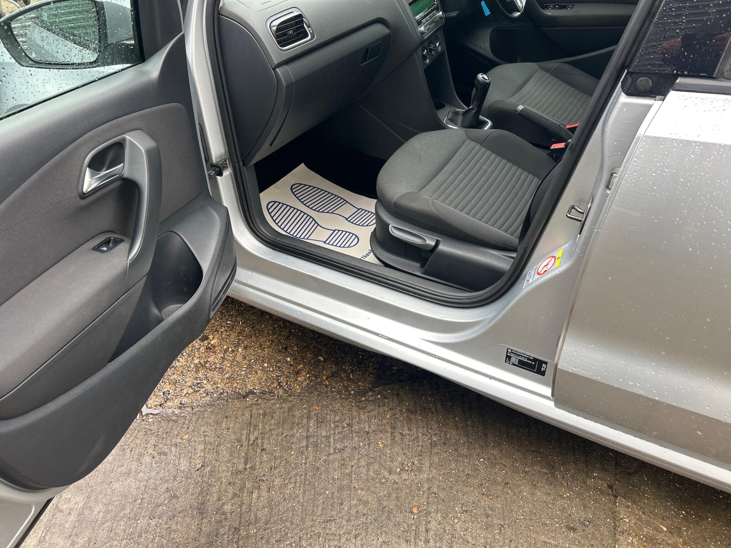 Used Volkswagen Polo for sale - 77783217: Photo 30