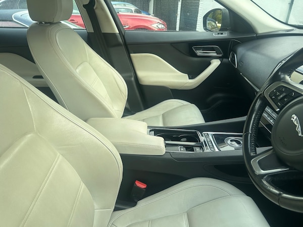 Used Jaguar F-Pace 2018 for sale - 76317944: Photo 20