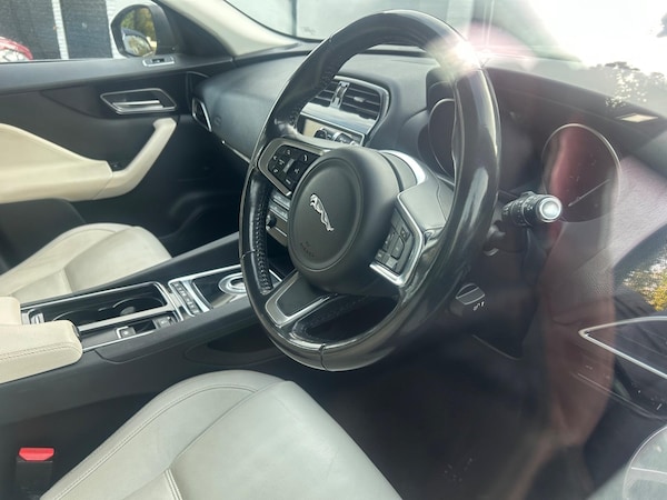 Used Jaguar F-Pace 2018 for sale - 76317944: Photo 25