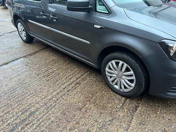 Used Volkswagen Caddy Maxi 2019 for sale - 76742612: Photo