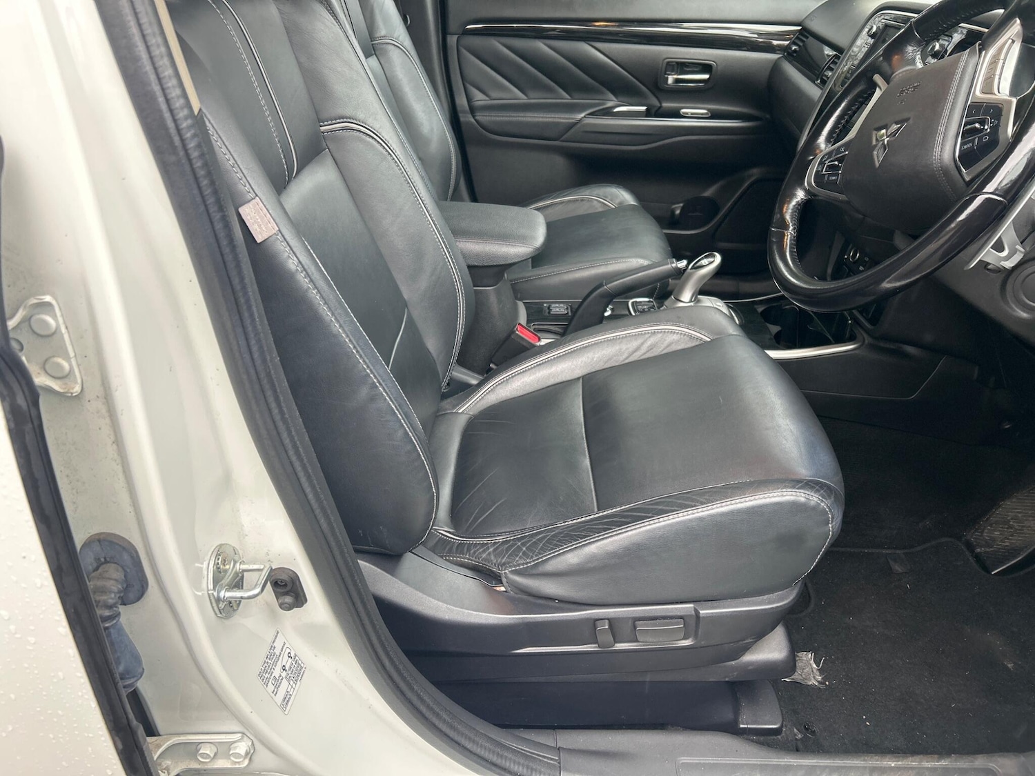 Used Mitsubishi Outlander for sale - 77704977: Photo 14