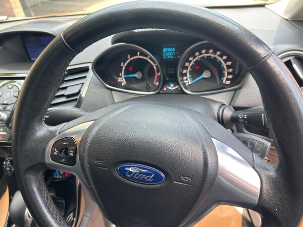 Used Ford Fiesta 2015 for sale - 74811143: Photo 16