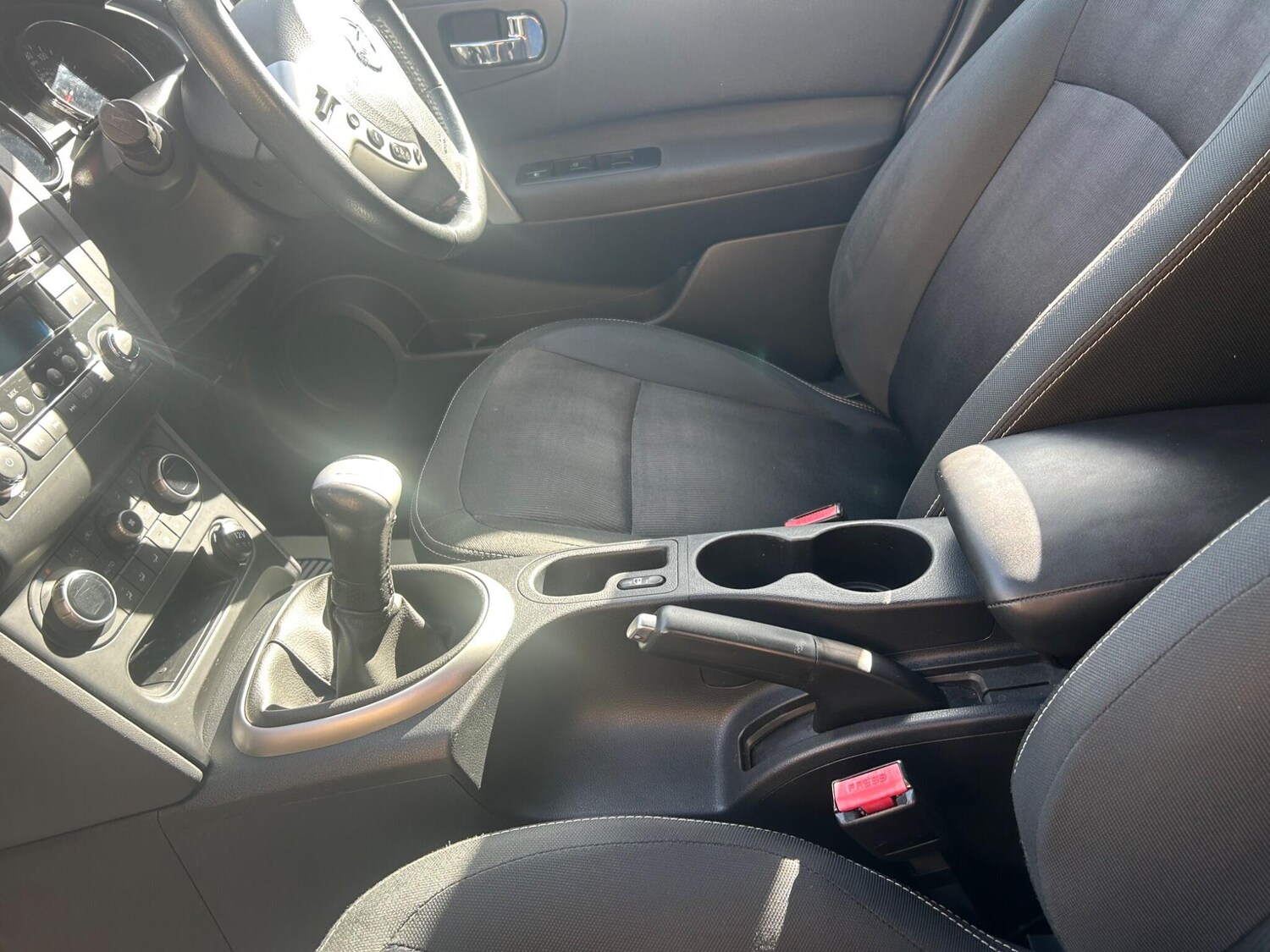 Used Nissan Qashqai for sale - 77723182: Photo 32