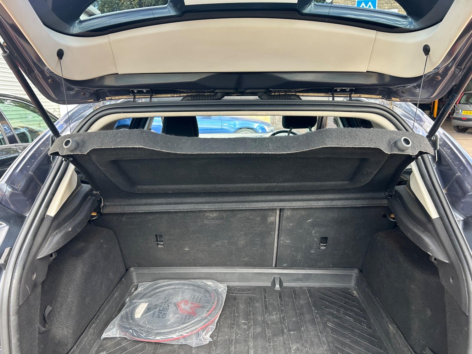 Vehicle 25
