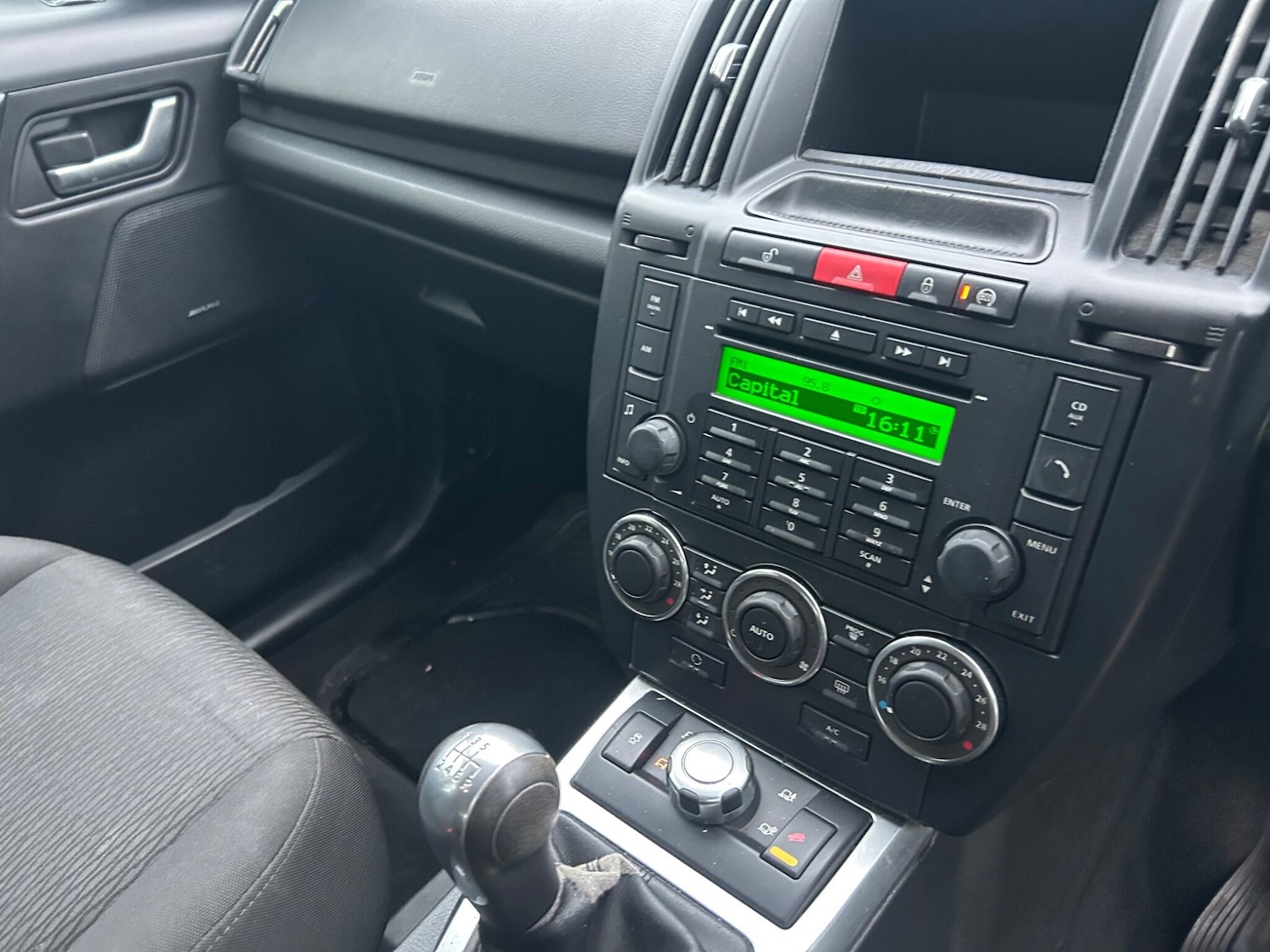 Used Land Rover Freelander 2011 for sale - 76381119: Photo 23