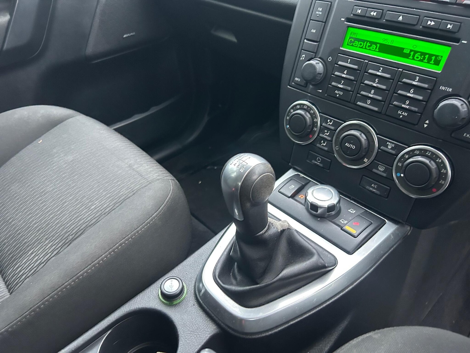 Used Land Rover Freelander 2011 for sale - 76381119: Photo 24
