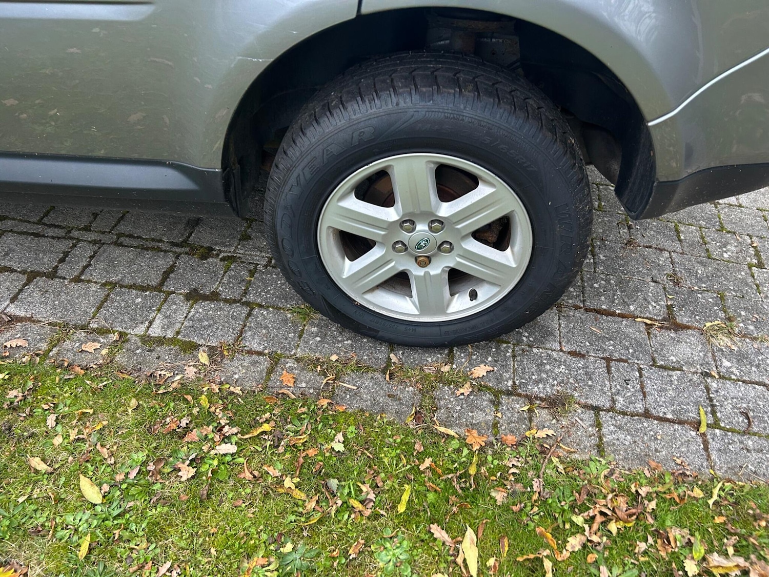 Used Land Rover Freelander 2011 for sale - 76381119: Photo 9