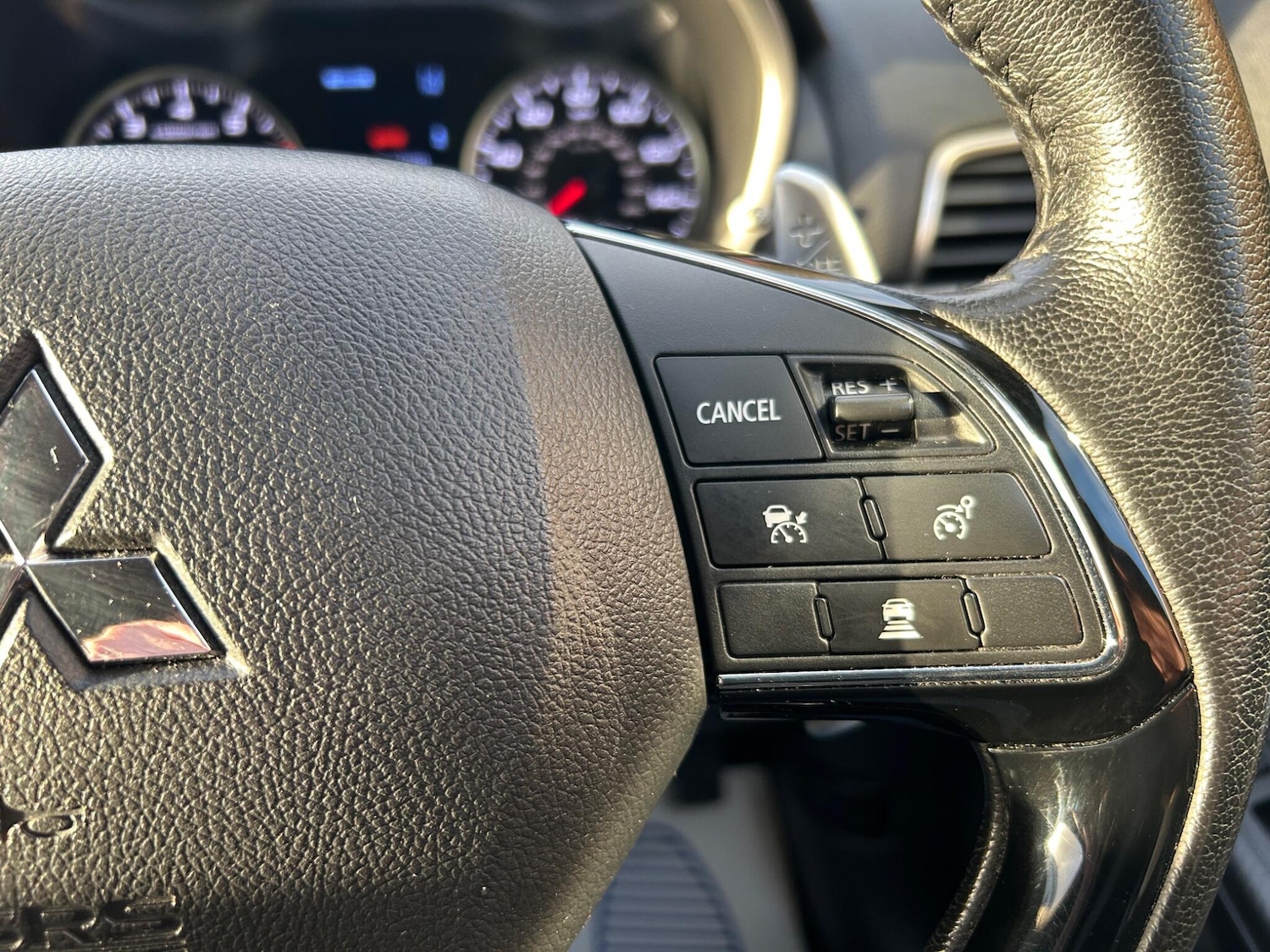 Used Mitsubishi Eclipse Cross 2019 for sale - 76398420: Photo 53