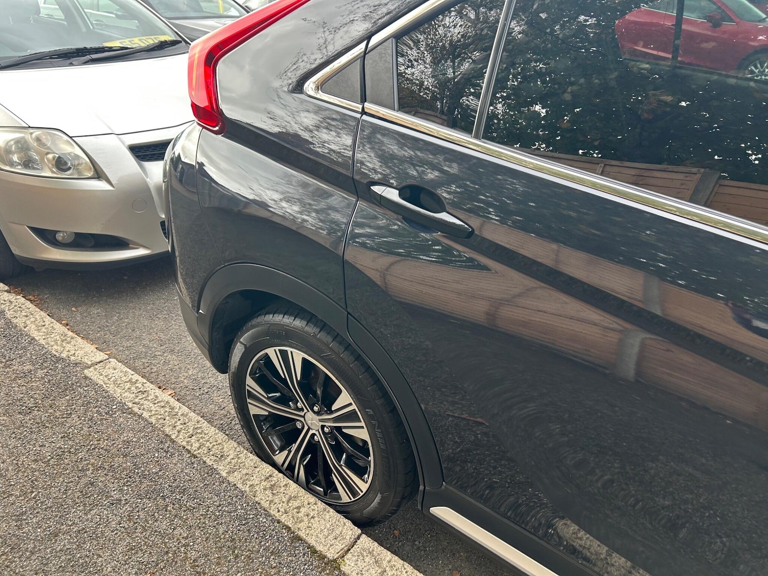 Used Mitsubishi Eclipse Cross 2019 for sale - 76398420: Photo 9