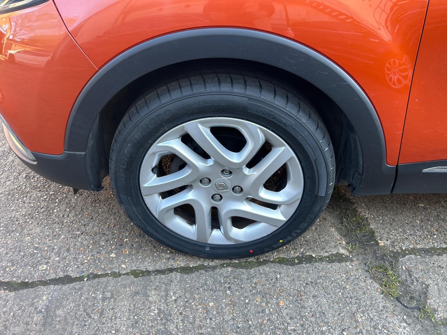 Used Renault Captur for sale - 78116020: Photo 32