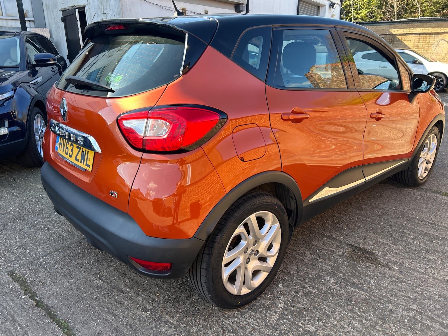 Used Renault Captur for sale - 78116020: Photo 9
