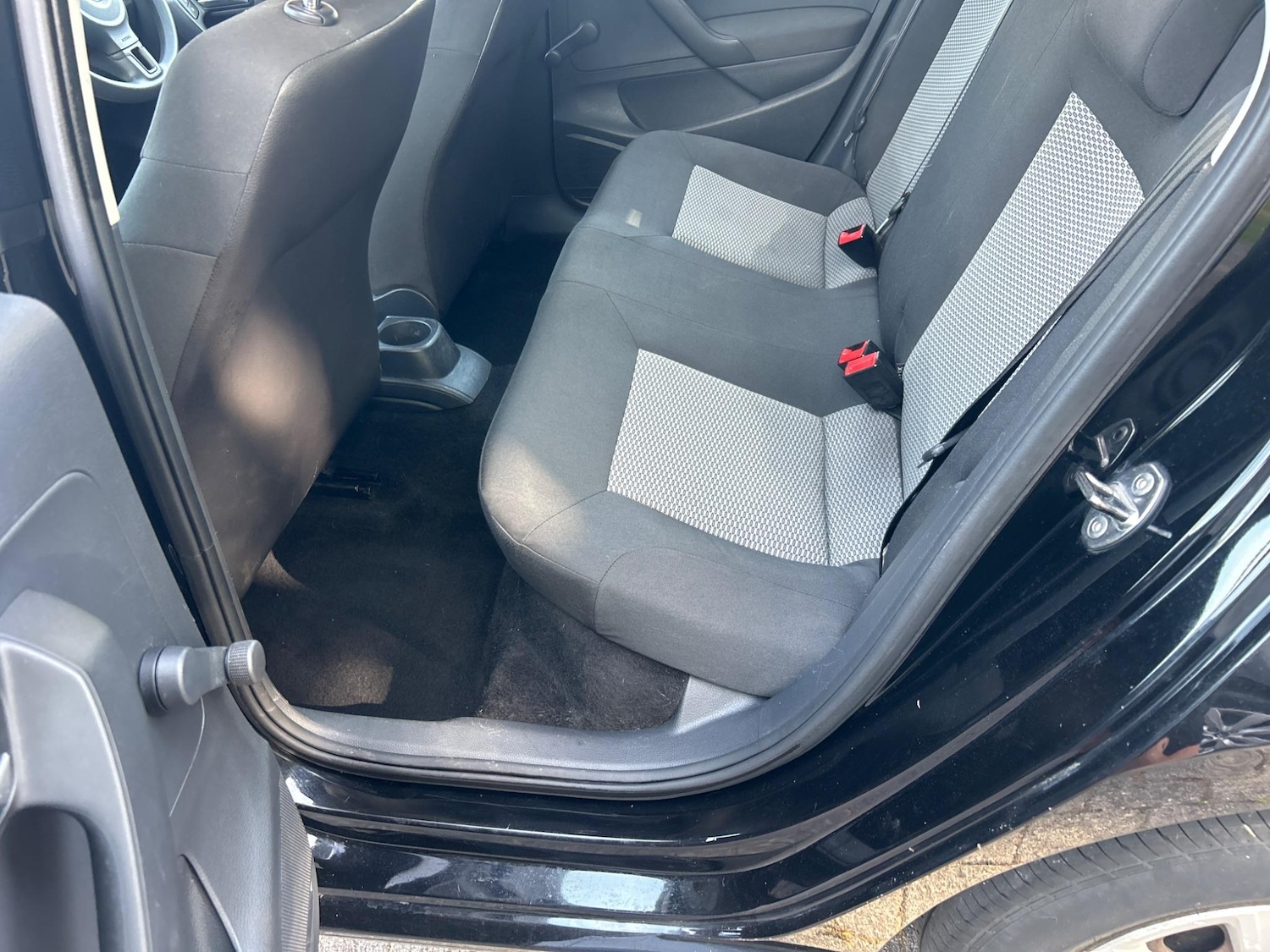 Used Volkswagen Polo 2013 for sale - 76607957: Photo 24