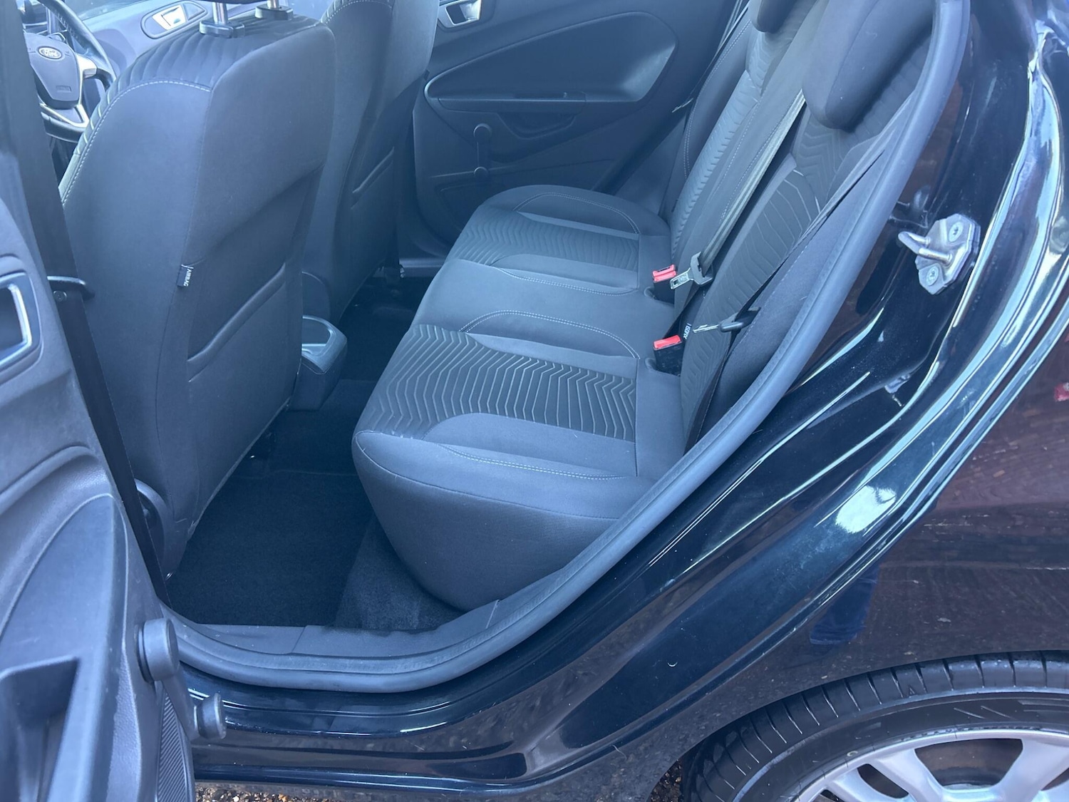 Used Ford Fiesta 2016 for sale - 77358330: Photo 28