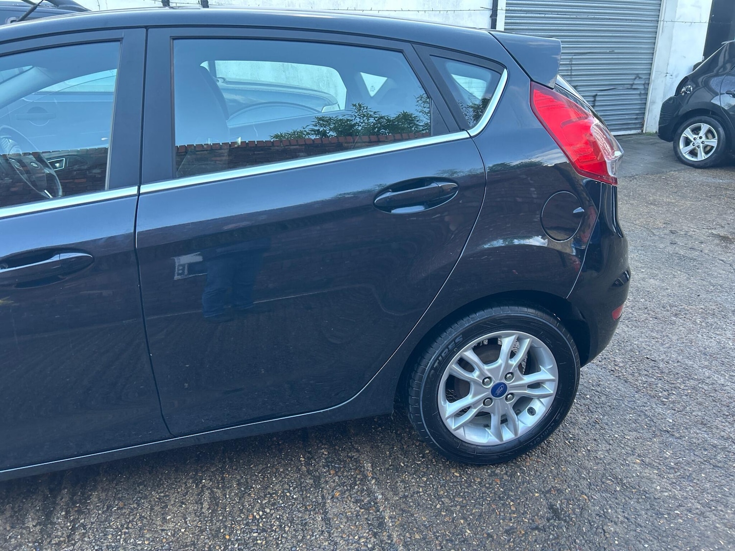 Used Ford Fiesta 2016 for sale - 77358330: Photo 3