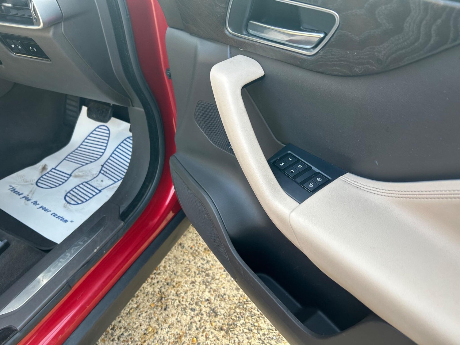 Used Jaguar F-Pace 2016 for sale - 76993744: Photo 25