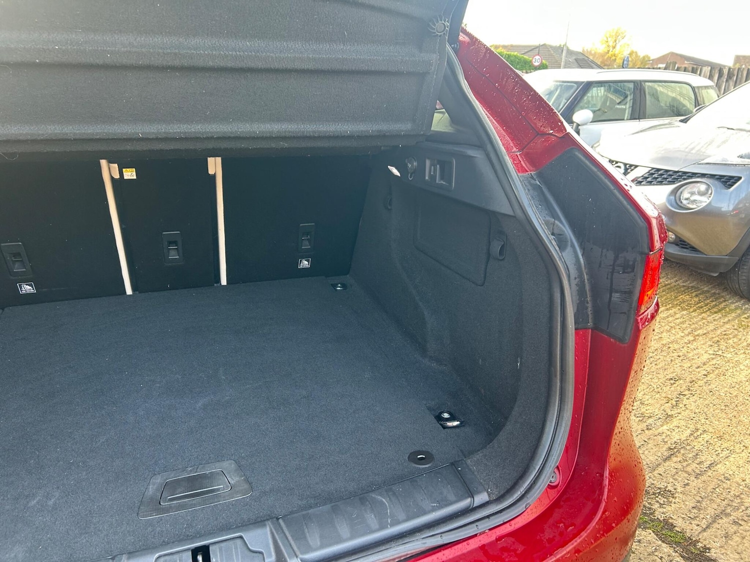 Used Jaguar F-Pace 2016 for sale - 76993744: Photo 30