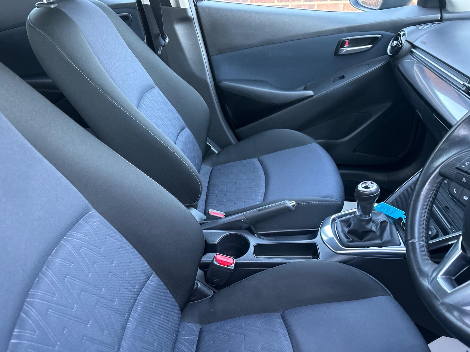 Used Mazda Mazda2 2017 for sale - 77658105: Photo 15