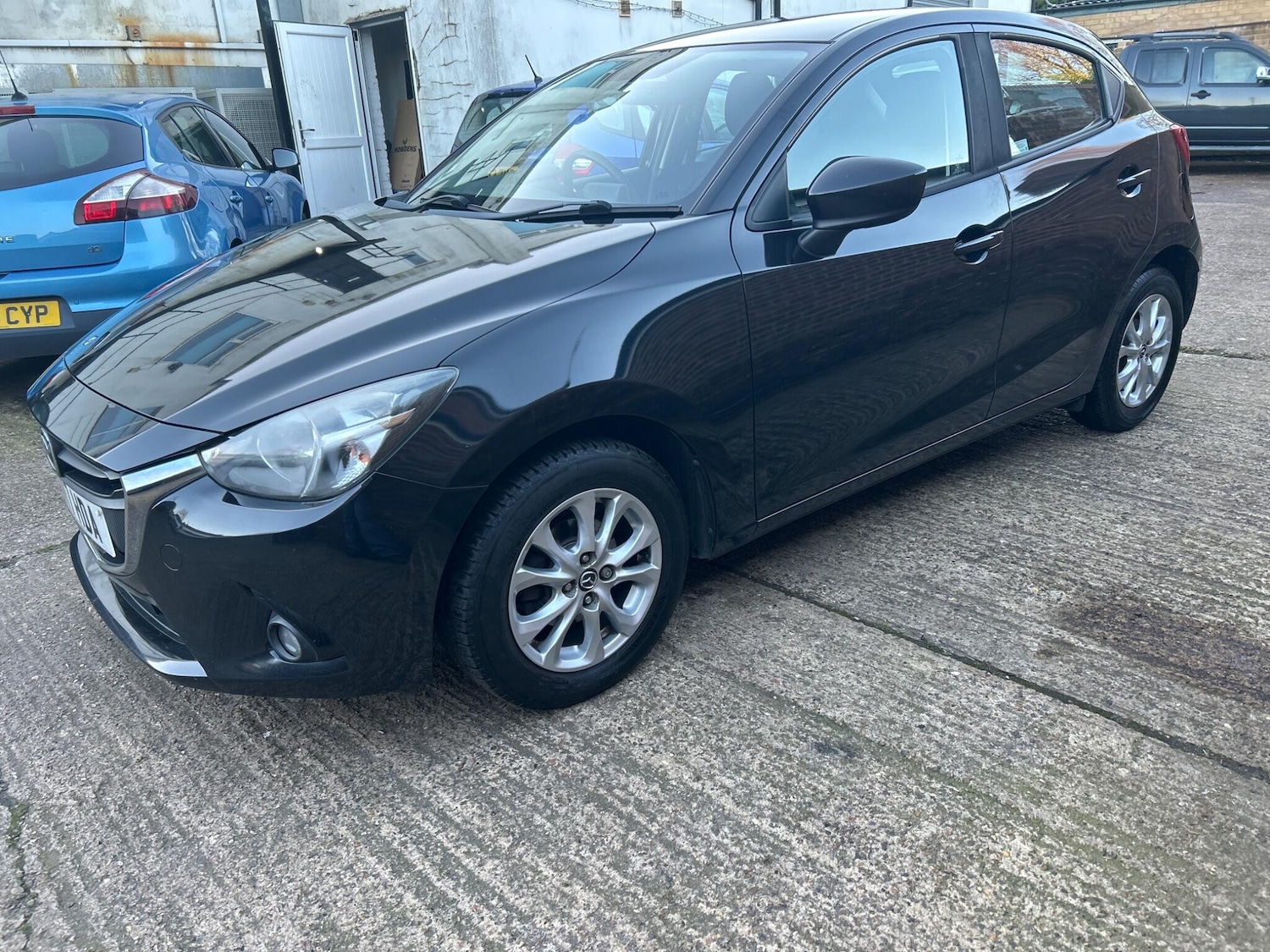 Used Mazda Mazda2 2017 for sale - 77658105: Photo 25