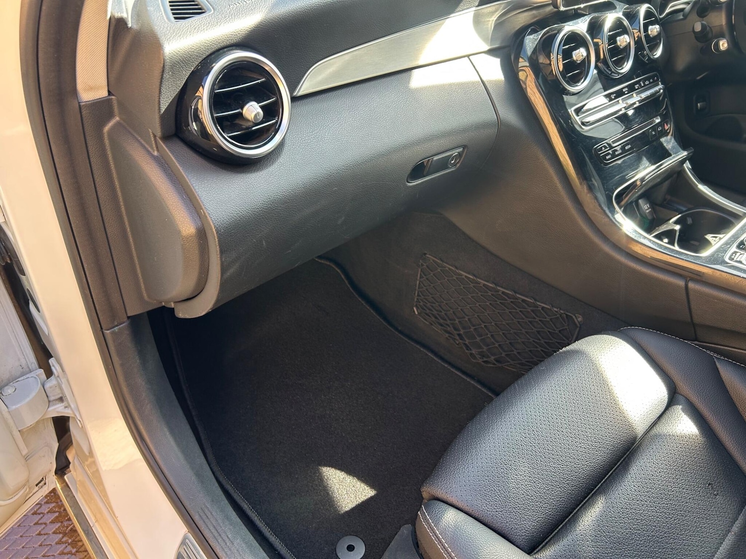 Used Mercedes-Benz C Class 2016 for sale - 77978323: Photo 39