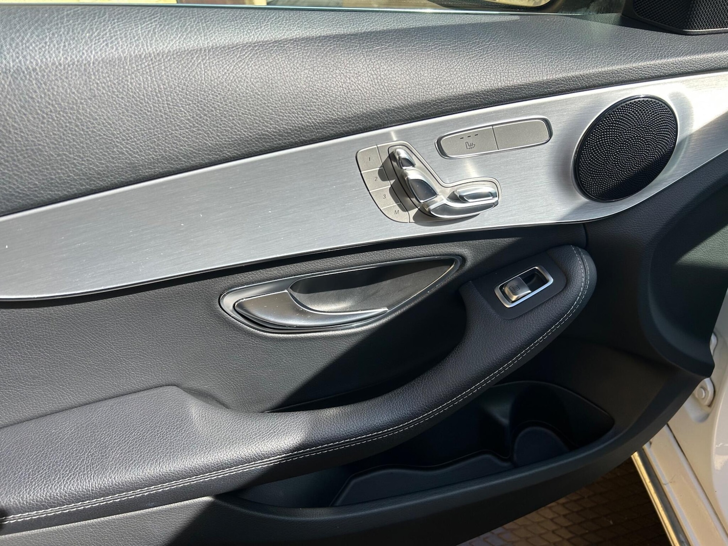 Used Mercedes-Benz C Class 2016 for sale - 77978323: Photo 40