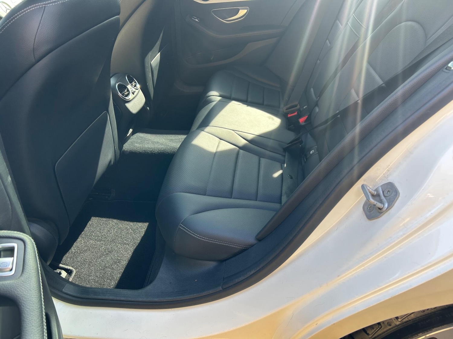 Used Mercedes-Benz C Class 2016 for sale - 77978323: Photo 41