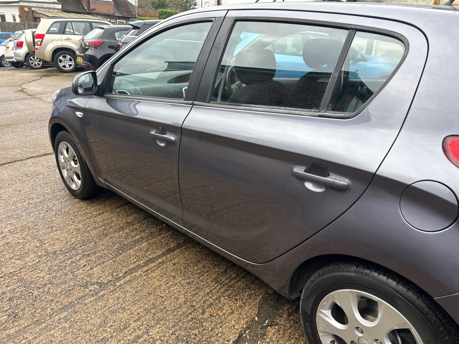 Used Hyundai i20 2011 for sale - 77633724: Photo 6