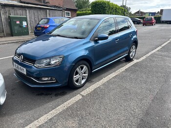 Used Volkswagen Polo 2016 for sale - 78772142: Photo
