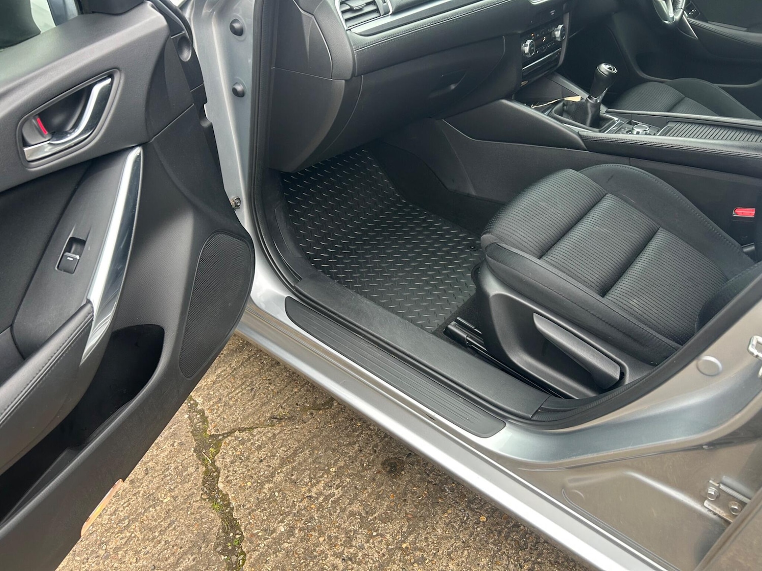 Used Mazda Mazda6 2015 for sale - 78006989: Photo 24