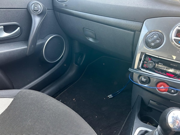 Used Renault Clio 2010 for sale - 73972498: Photo 18