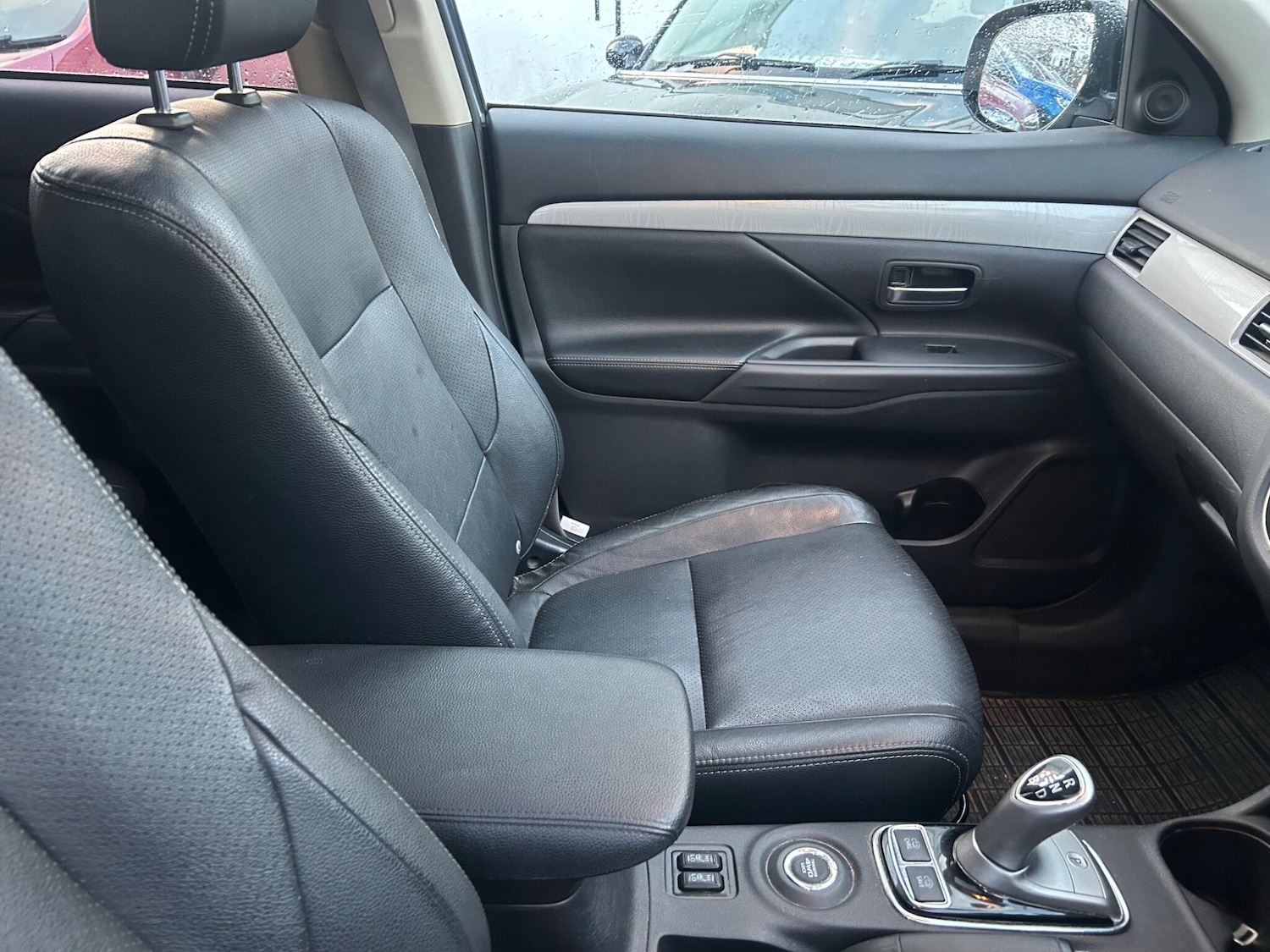 Used Mitsubishi Outlander 2015 for sale - 76899597: Photo 21