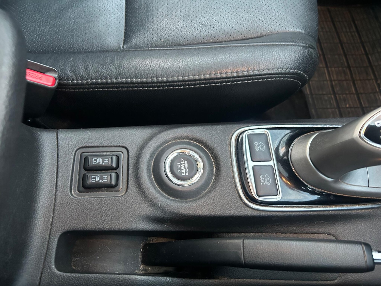 Used Mitsubishi Outlander 2015 for sale - 76899597: Photo 27