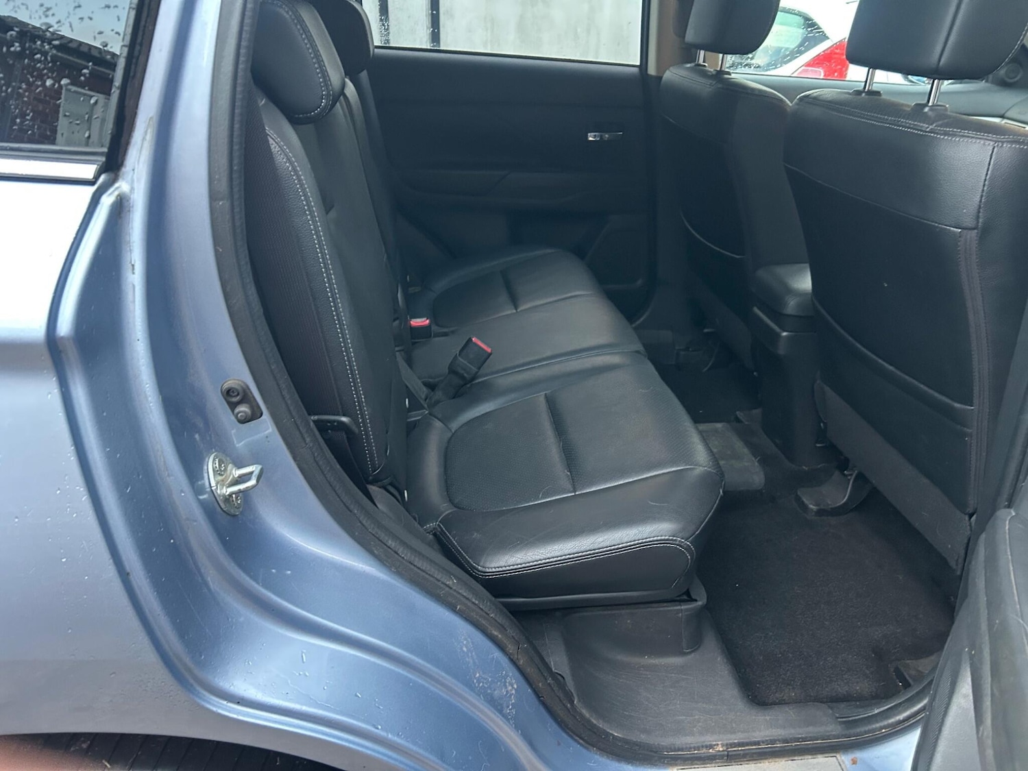 Used Mitsubishi Outlander 2015 for sale - 76899597: Photo 43