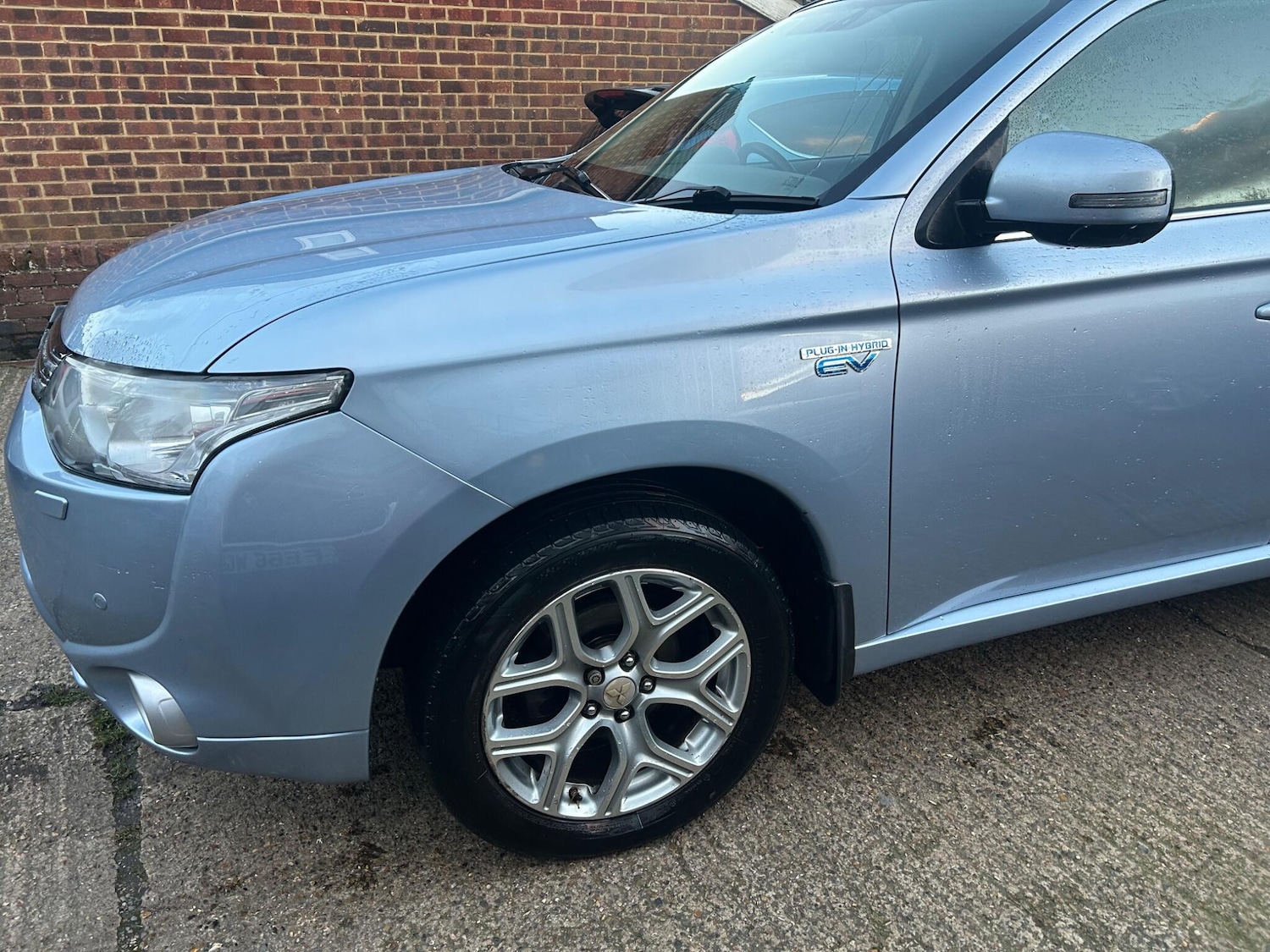 Used Mitsubishi Outlander 2015 for sale - 76899597: Photo 8