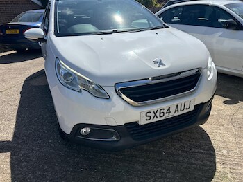Used Peugeot 2008 2015 for sale - 78384421: Photo