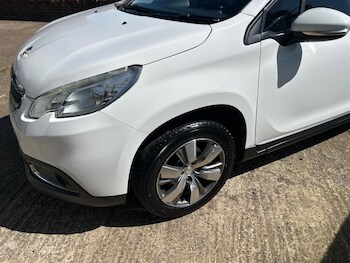 Used Peugeot 2008 2015 for sale - 78384421: Photo