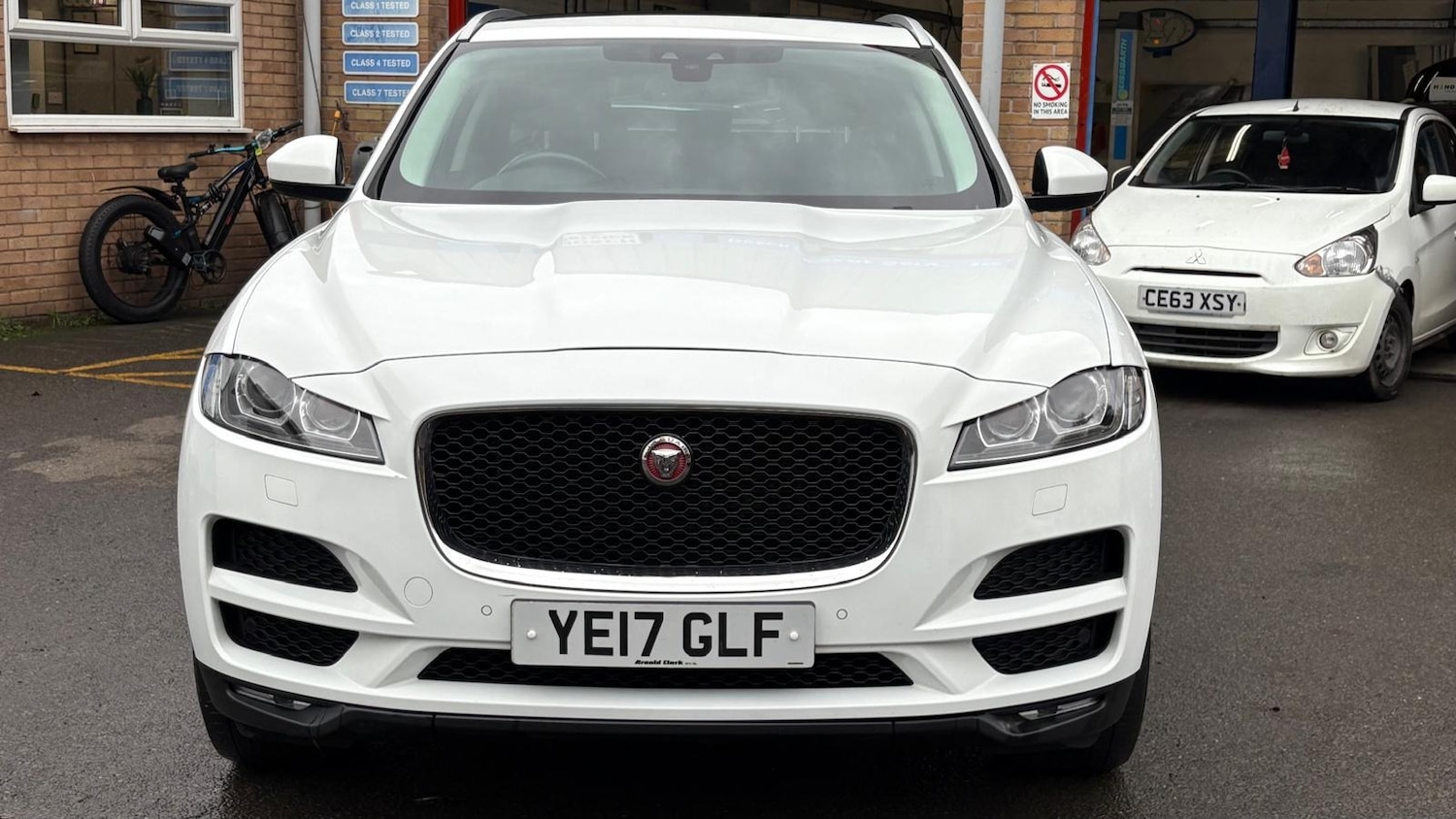 Used Jaguar F-Pace 2017 for sale - 76531463: Photo 16