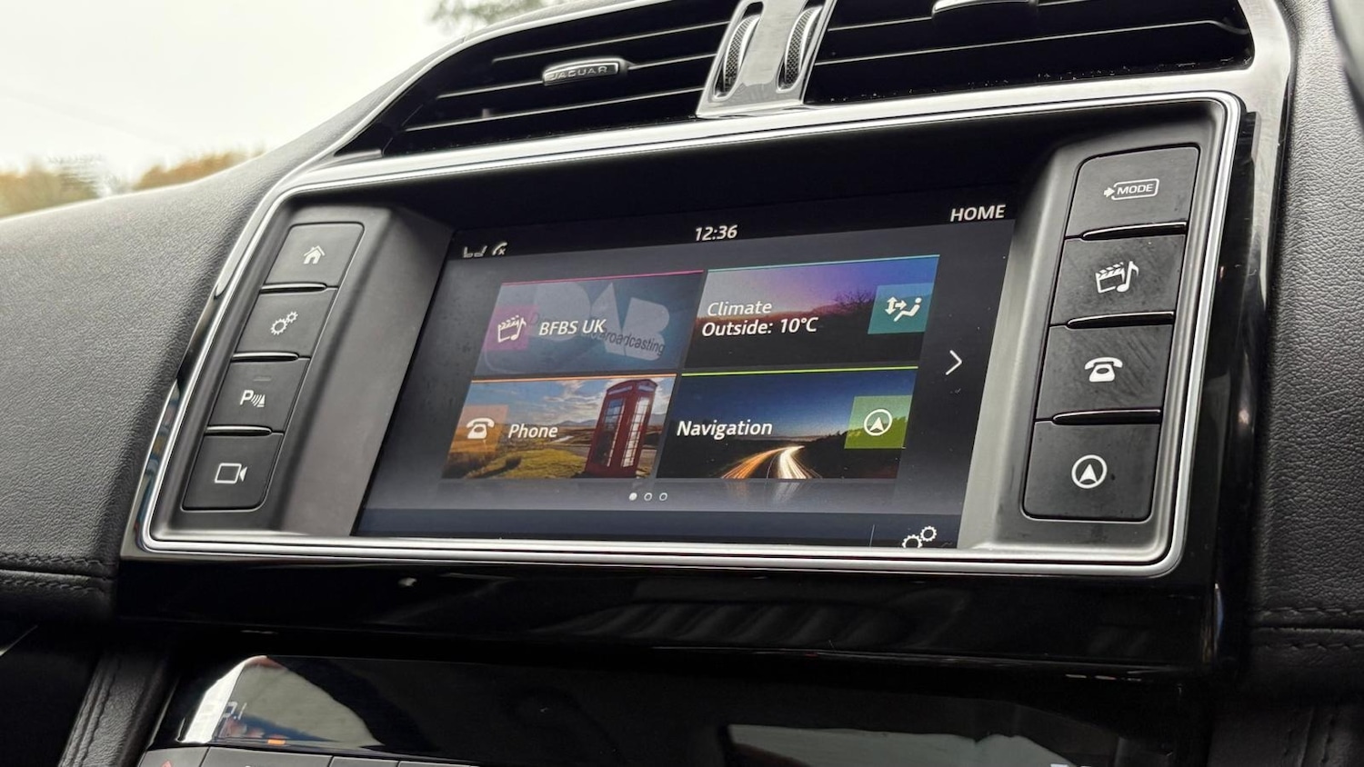 Used Jaguar F-Pace 2017 for sale - 76531463: Photo 26