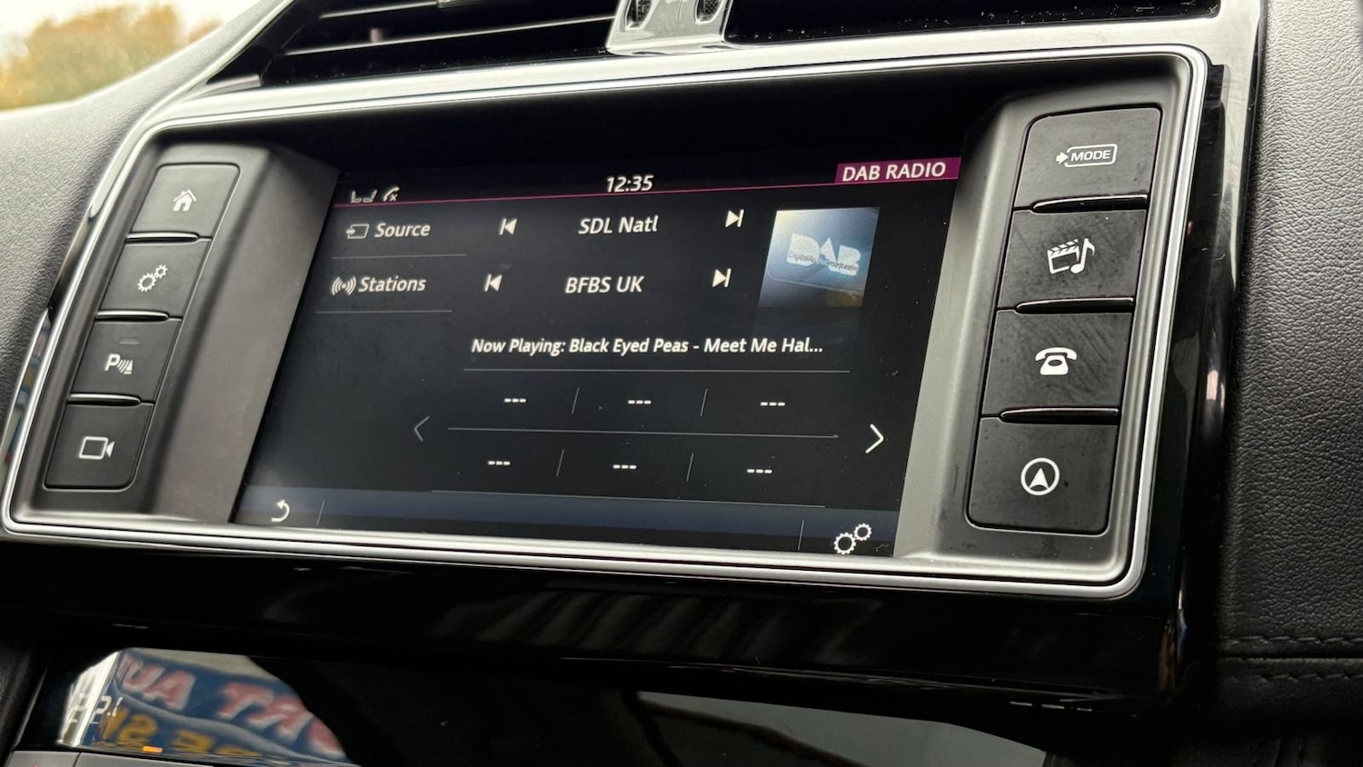 Used Jaguar F-Pace 2017 for sale - 76531463: Photo 27