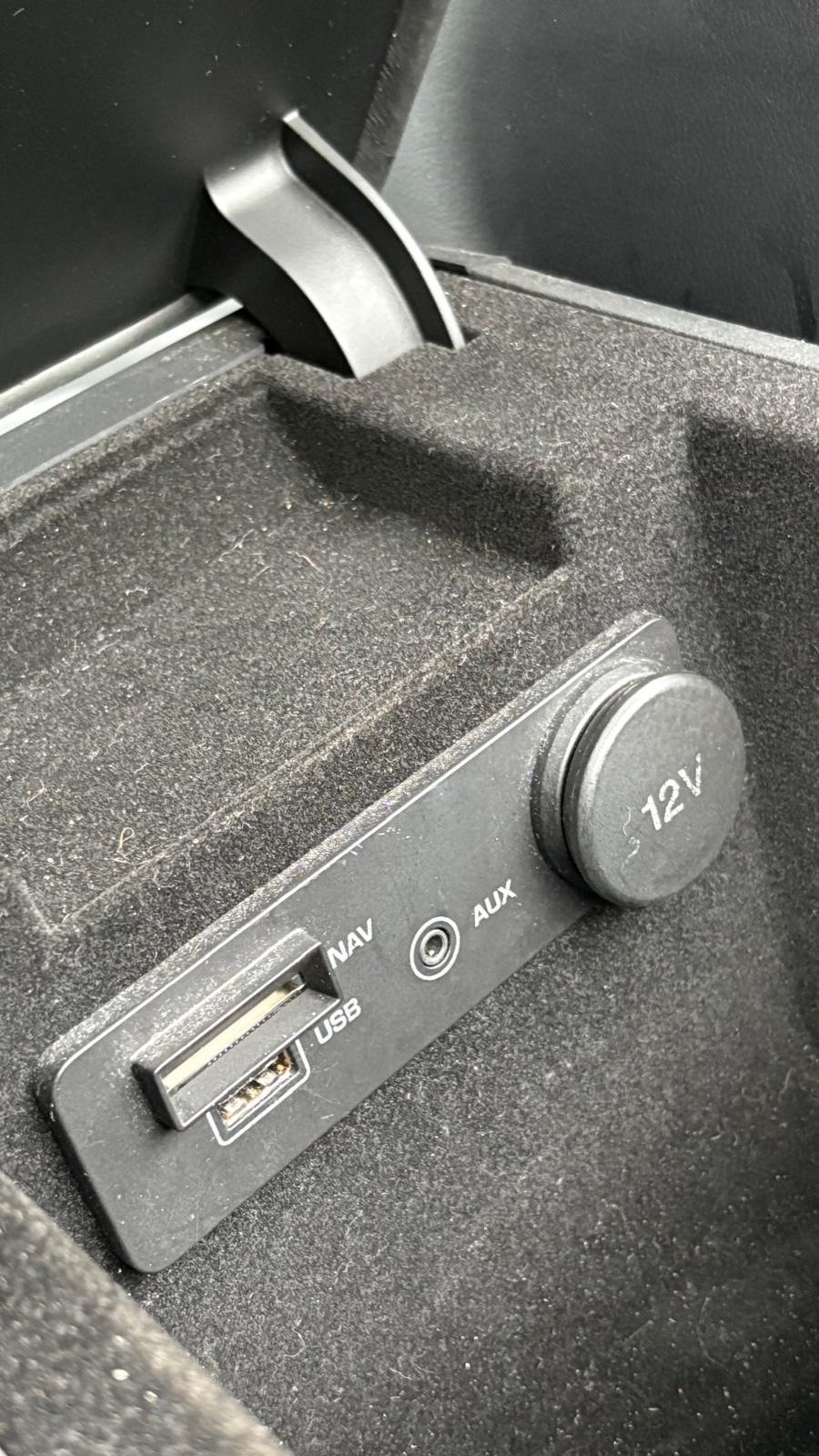 Used Jaguar F-Pace 2017 for sale - 76531463: Photo 35