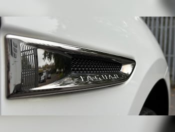 Used Jaguar F-Pace 2017 for sale - 76531463: Photo